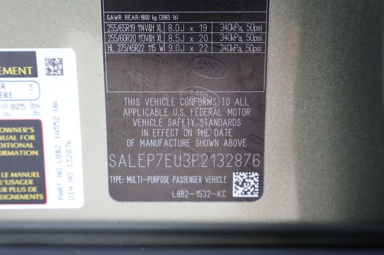 2023 Land Rover Defender 110 SE