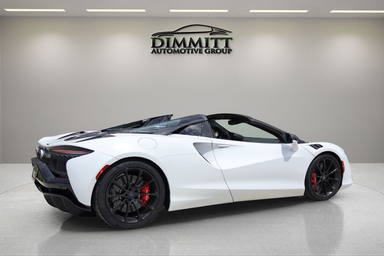 2025 McLaren Artura Base