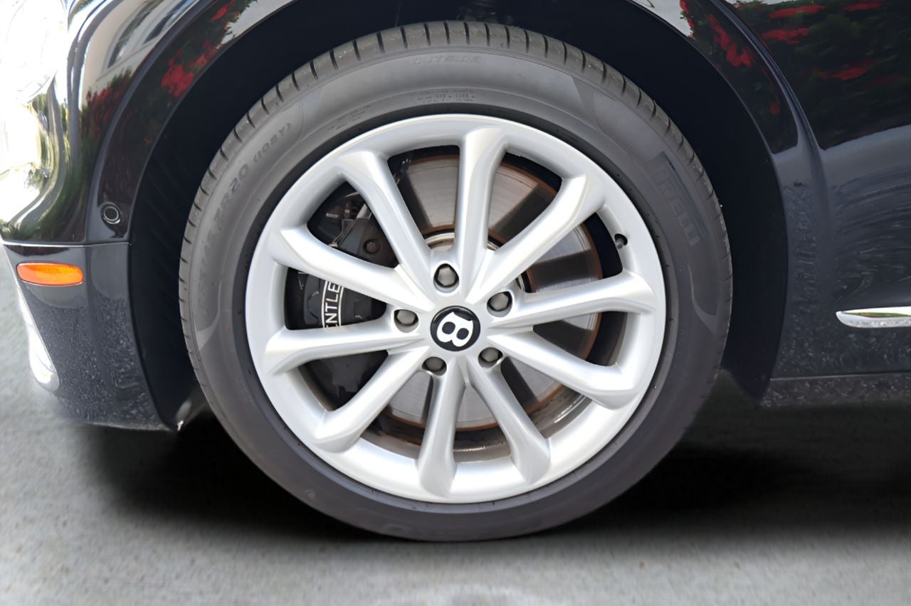 2024 Bentley Flying Spur Base