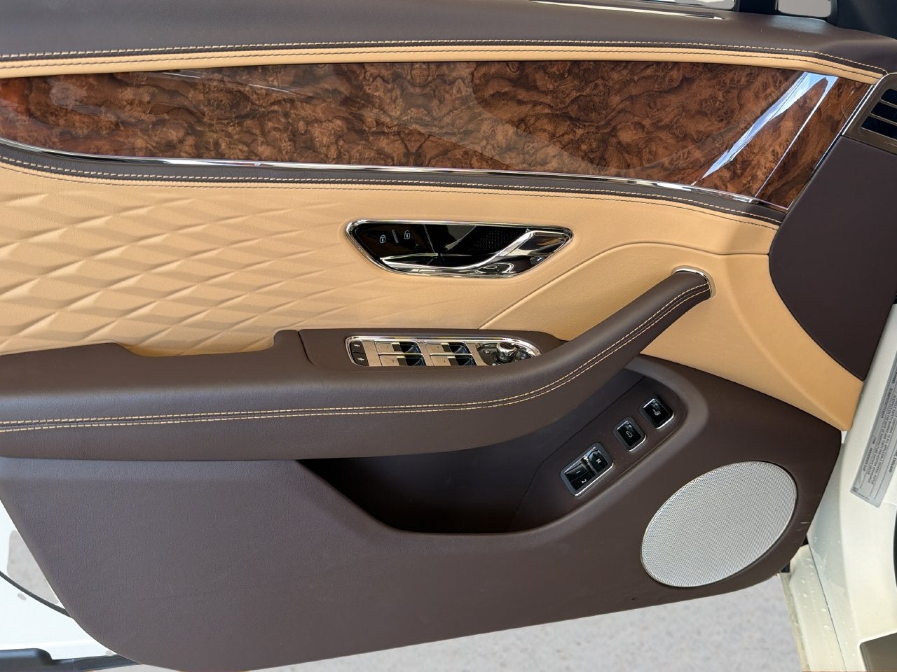 2026 Bentley Flying Spur V8