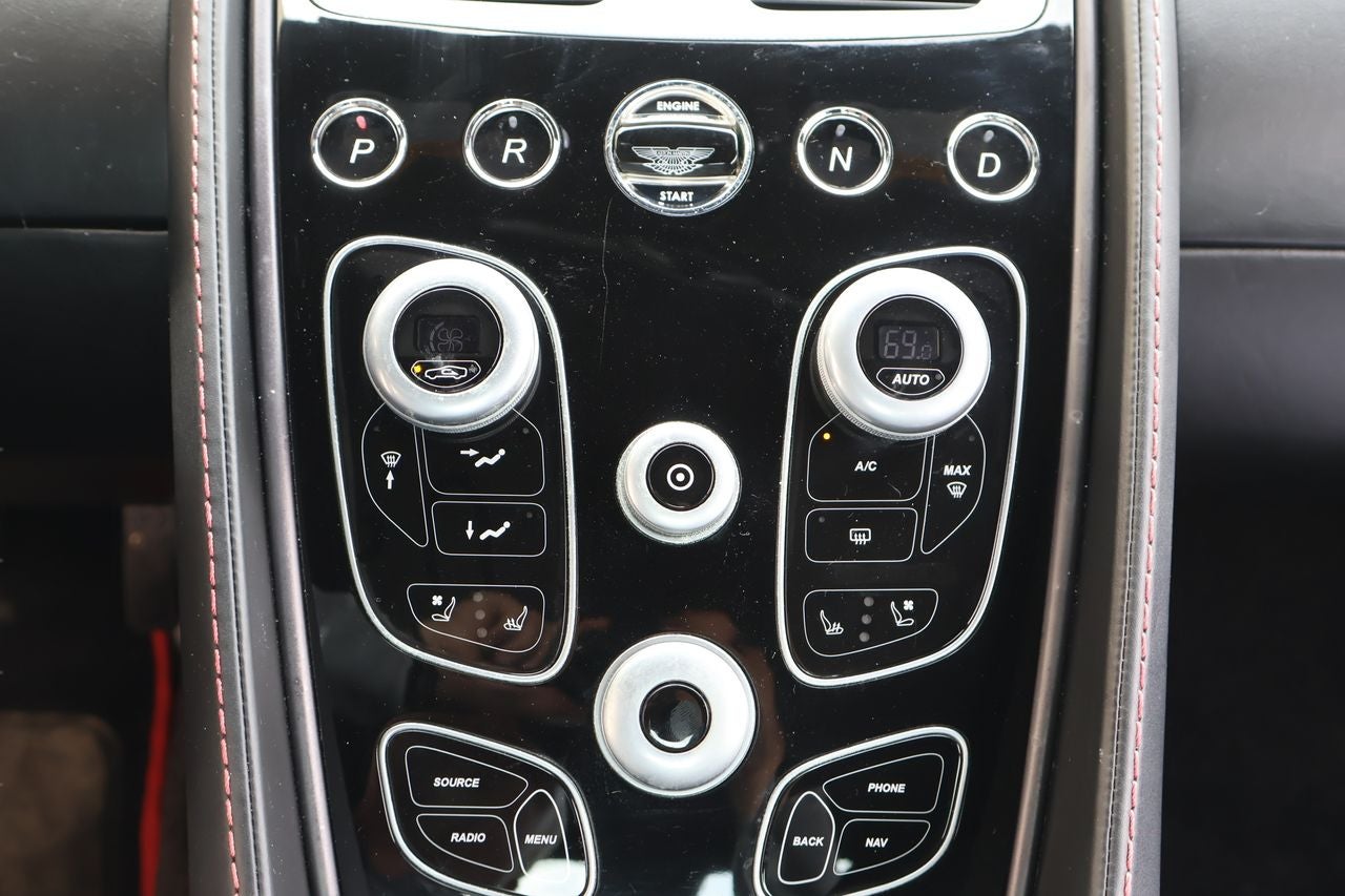 2014 Aston Martin Vanquish V12