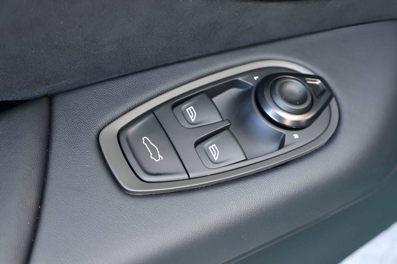 2026 Aston Martin Vantage Coupe