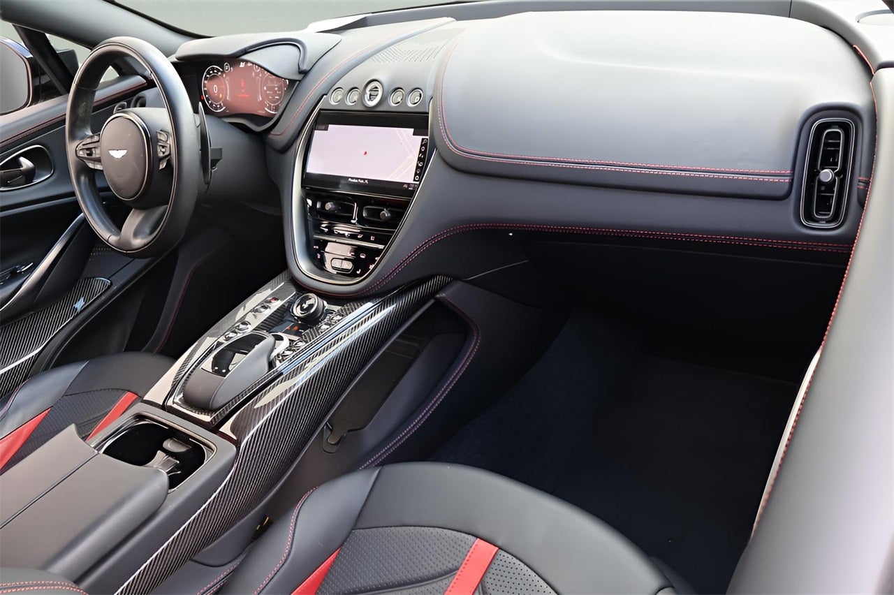 2024 Aston Martin DBX 707