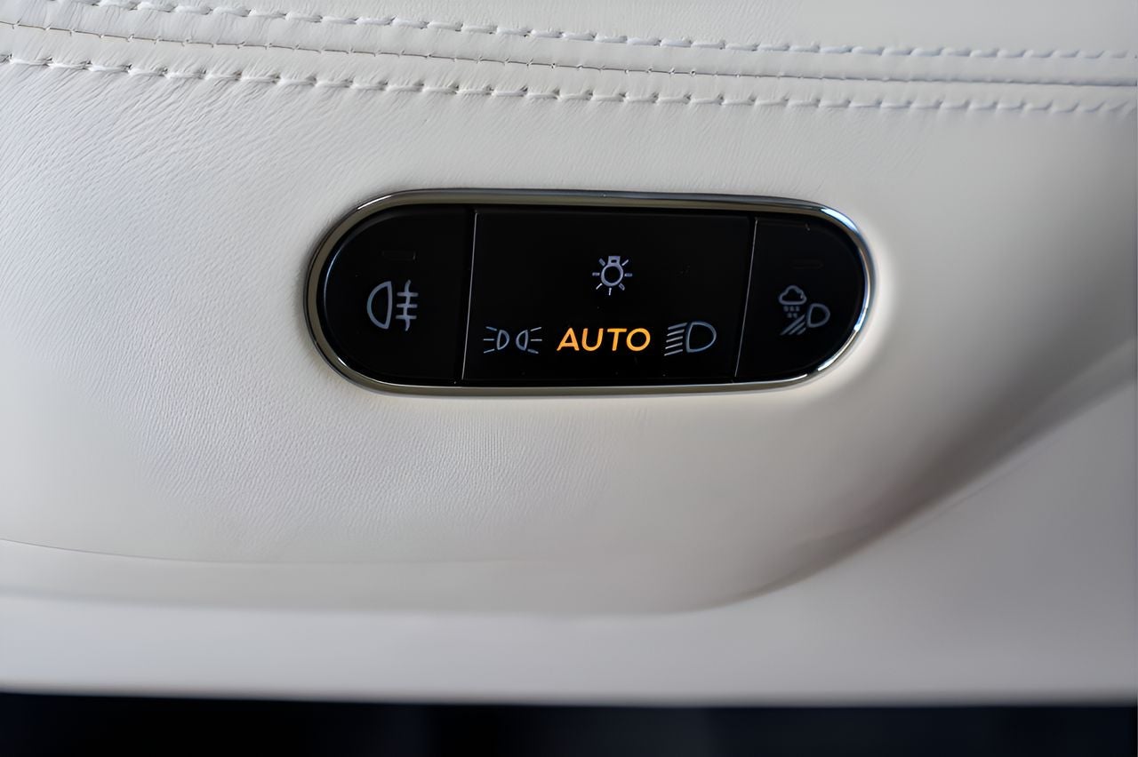 2024 Bentley Bentayga Base
