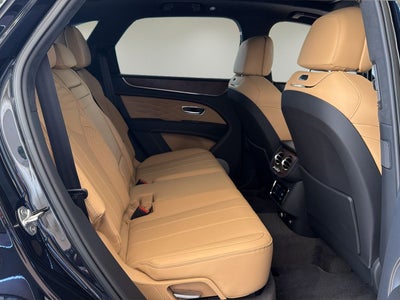 2025 Bentley Bentayga V8