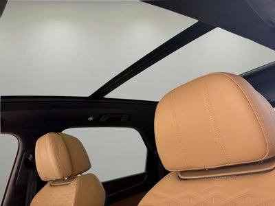 2025 Bentley Bentayga V8