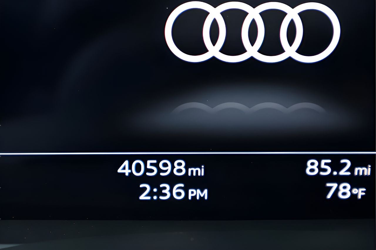 2023 Audi Q8 55 Premium Plus quattro