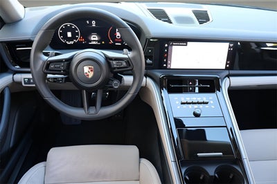 2025 Porsche Panamera Base