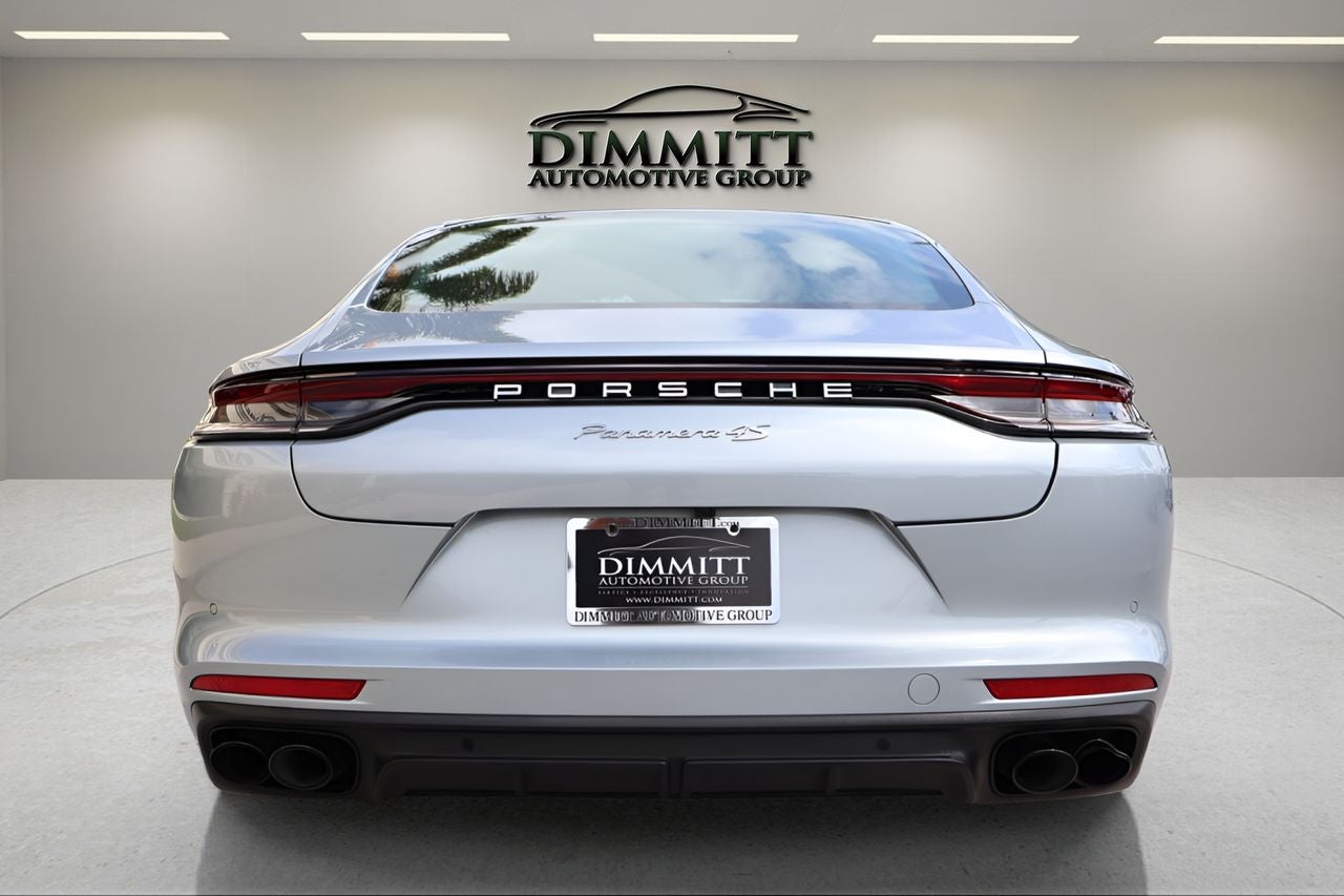 2022 Porsche Panamera 4S