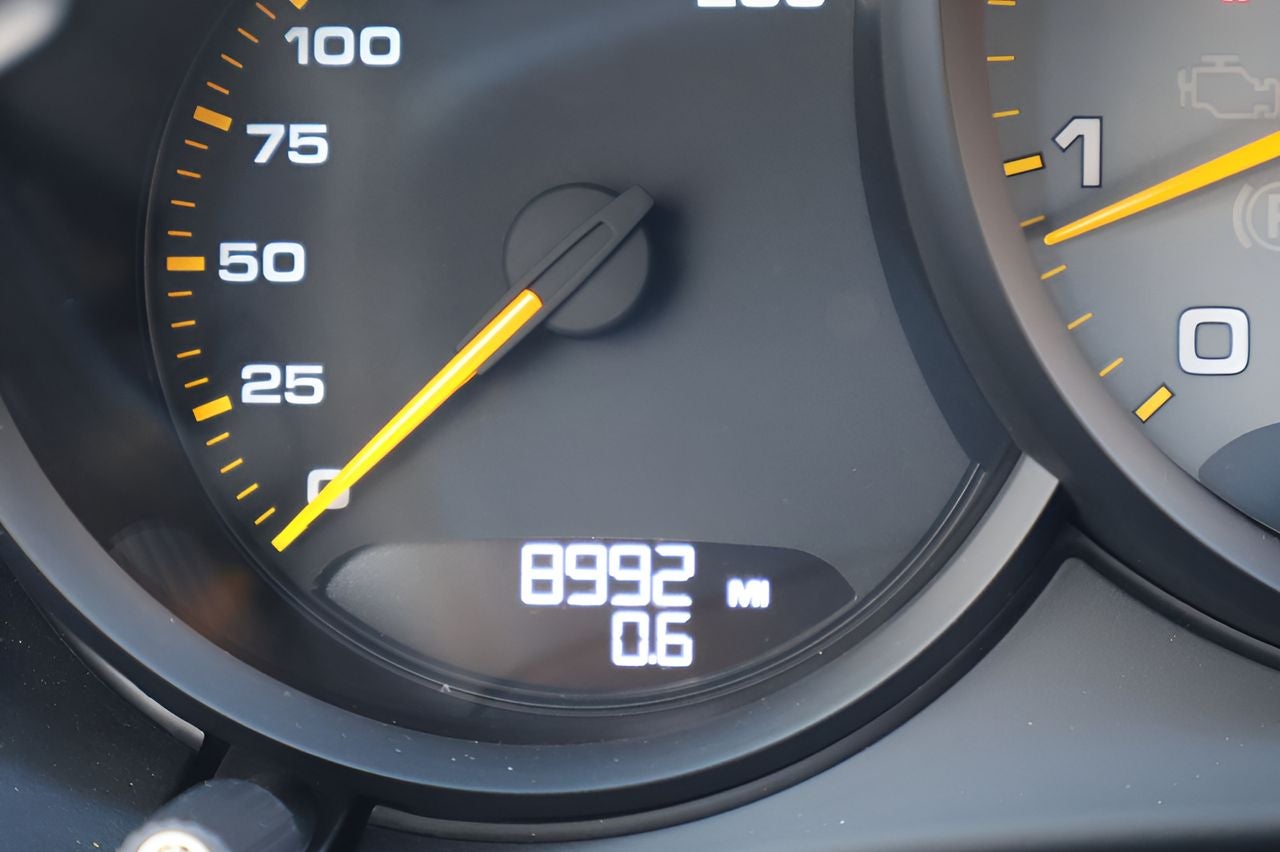 2016 Porsche Cayman GT4