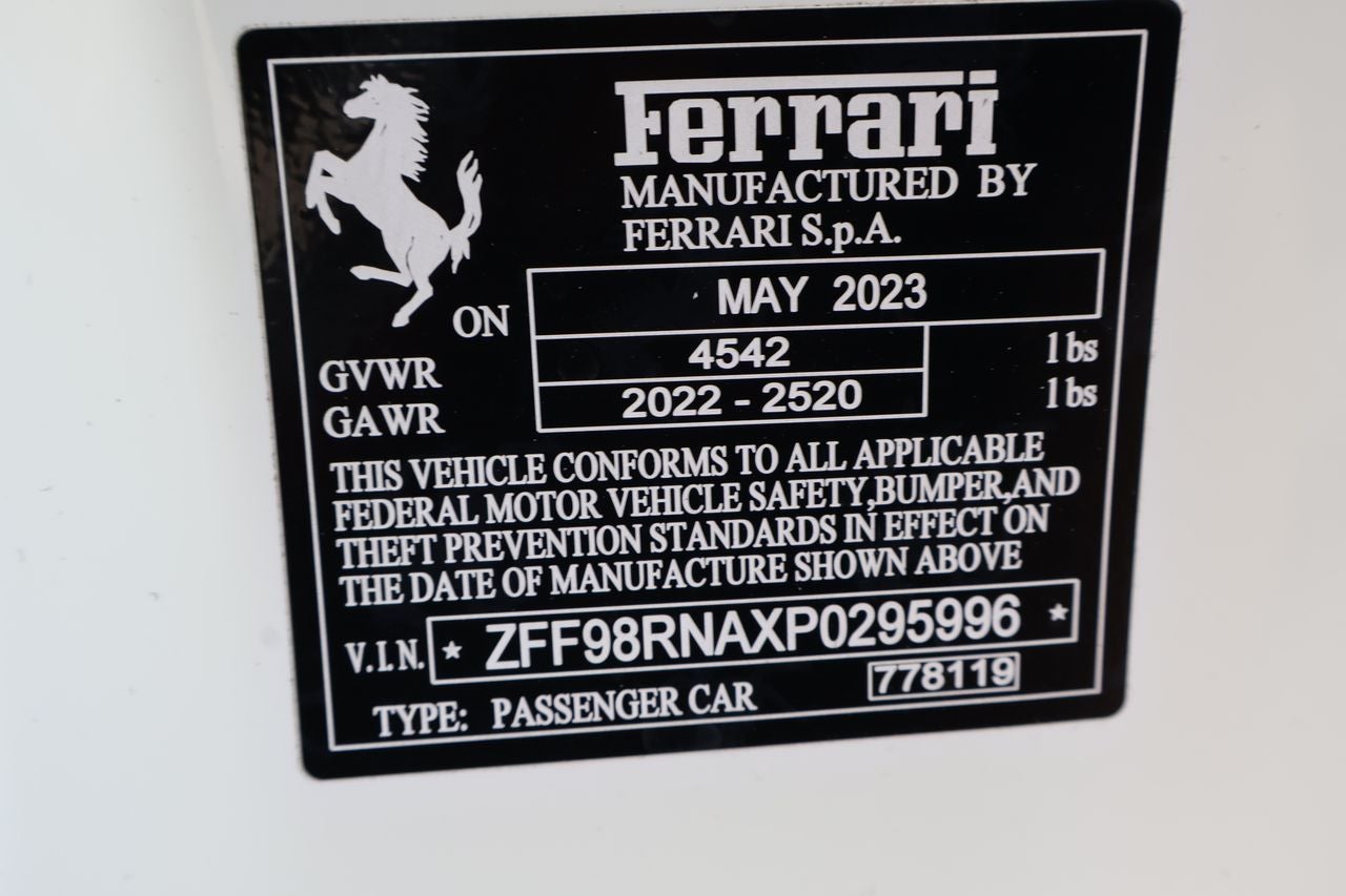 2023 Ferrari Roma Base