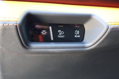 2025 Lamborghini Urus SE