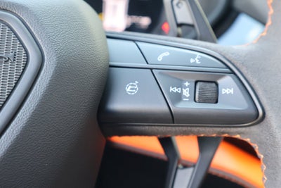 2025 Lamborghini Urus SE