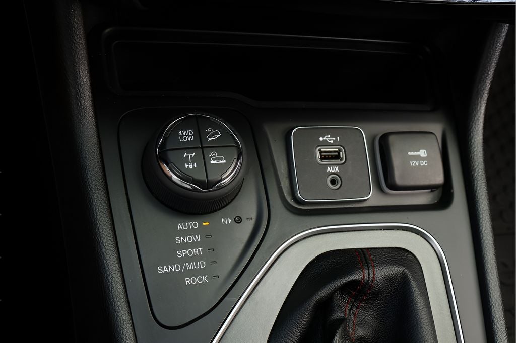 2020 Jeep Cherokee Trailhawk