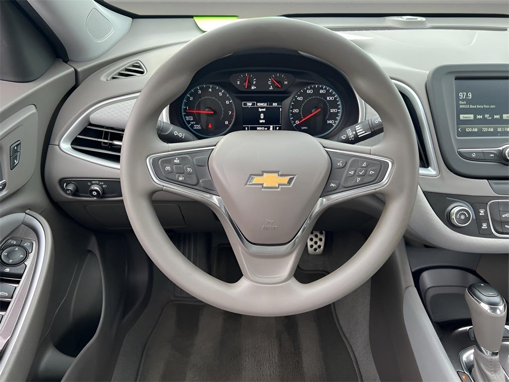 2017 Chevrolet Malibu LS 1LS