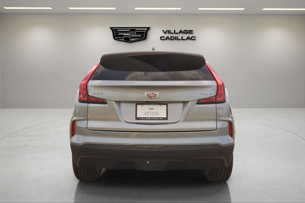 2024 Cadillac XT4 Luxury