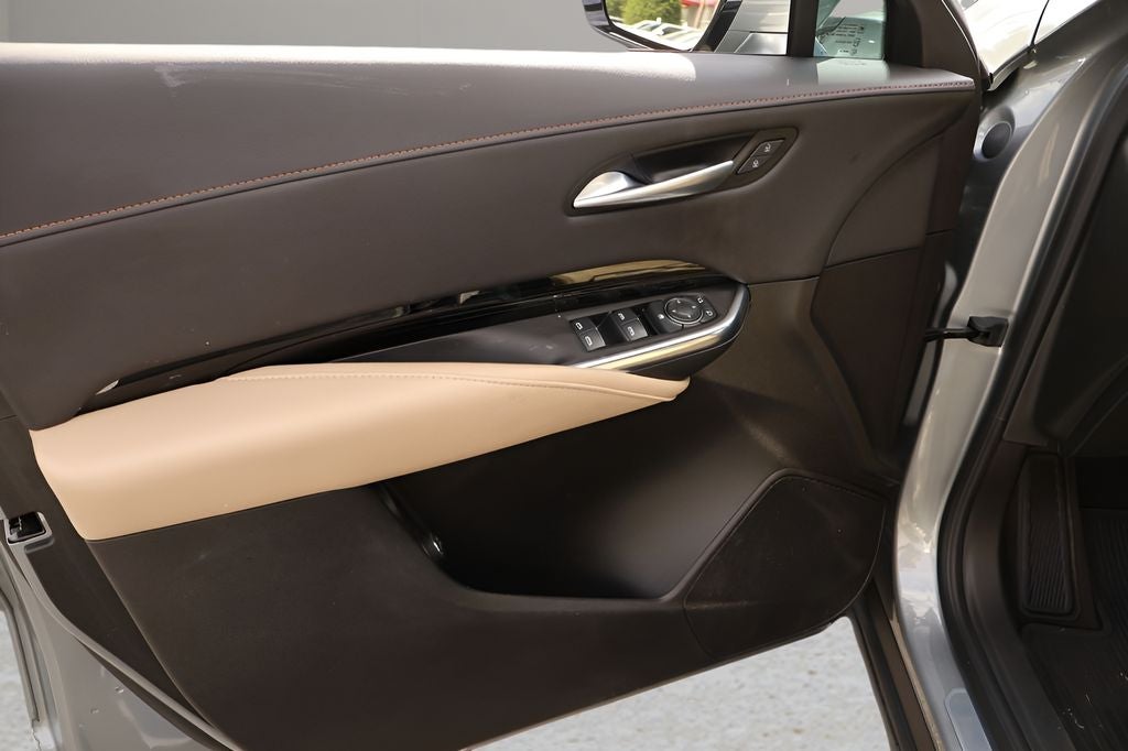 2024 Cadillac XT4 Luxury