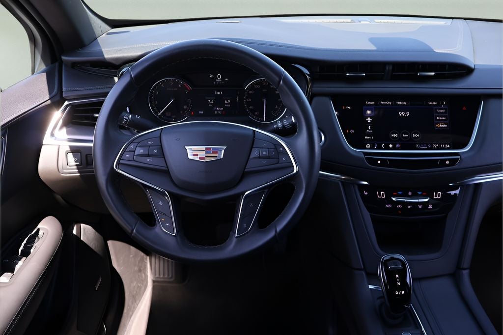 2023 Cadillac XT5 Luxury