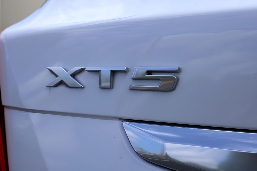 2018 Cadillac XT5 Premium Luxury