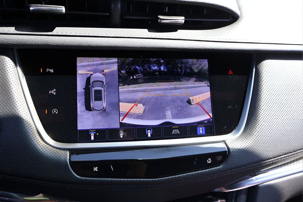 2023 Cadillac XT5 Sport