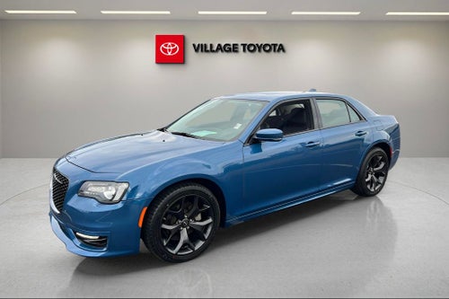 2023 Chrysler 300 Touring