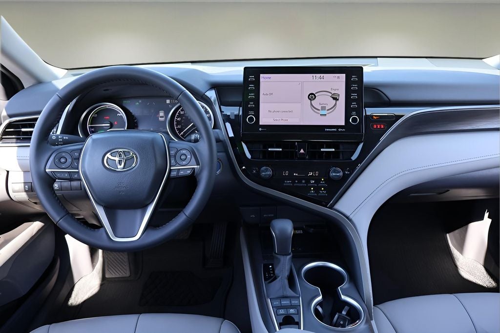 2024 Toyota Camry Hybrid XLE