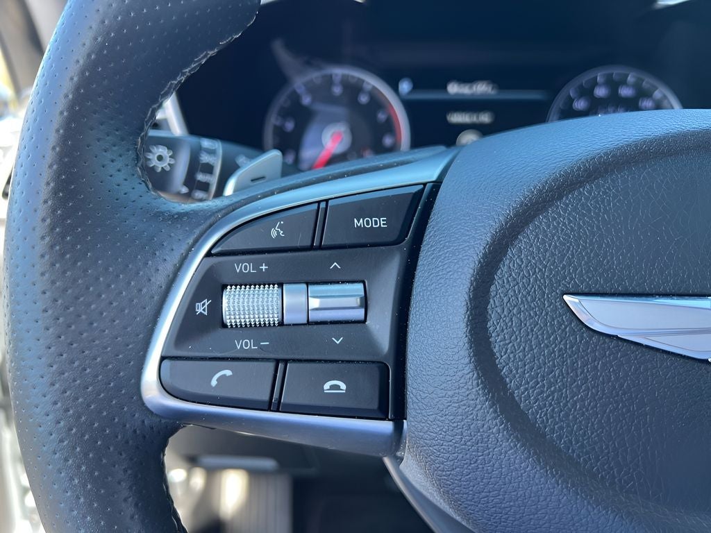 2020 Genesis G70 2.0T