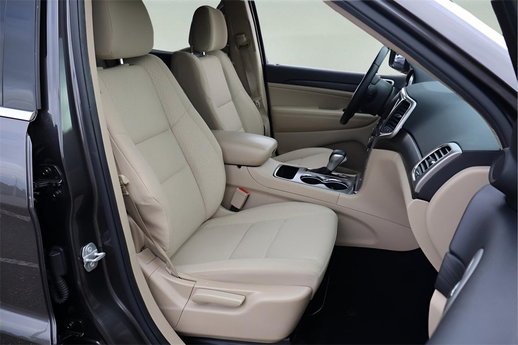 2019 Jeep Grand Cherokee Laredo E