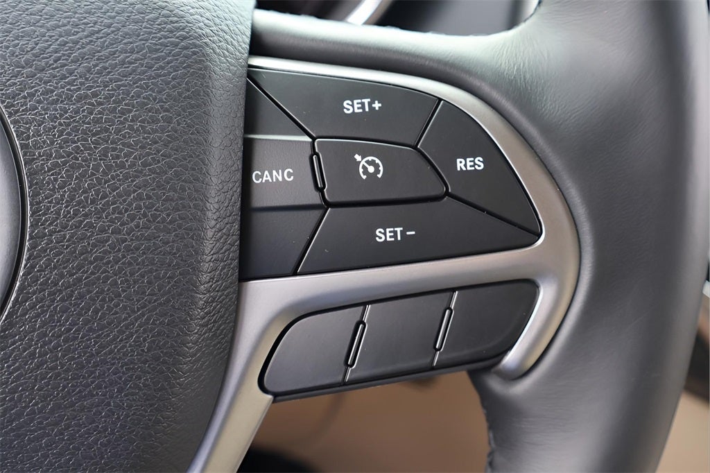 2019 Jeep Grand Cherokee Laredo E