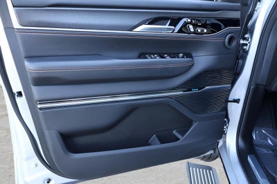 2023 Jeep Grand Wagoneer Series III