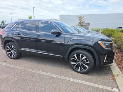 2025 Volkswagen Atlas Cross Sport 2.0T SEL Premium R-Line