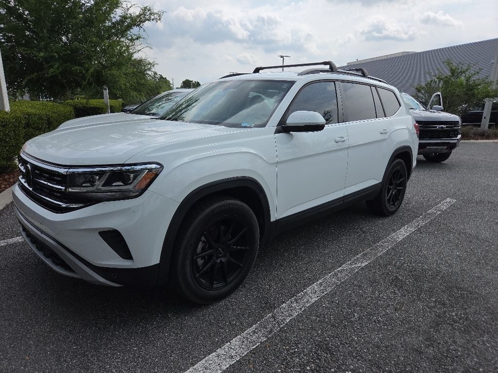 2022 Volkswagen Atlas 3.6L V6 SE w/Technology