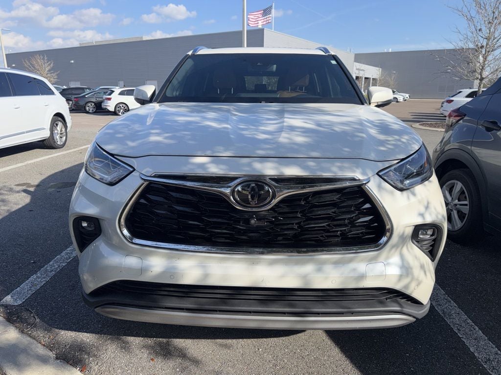2021 Toyota Highlander Platinum