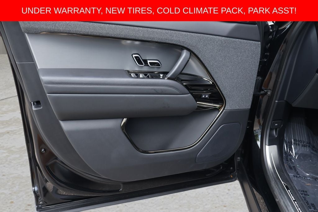 2025 Land Rover Range Rover Sport SE