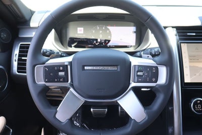 2025 Land Rover Discovery Dynamic SE