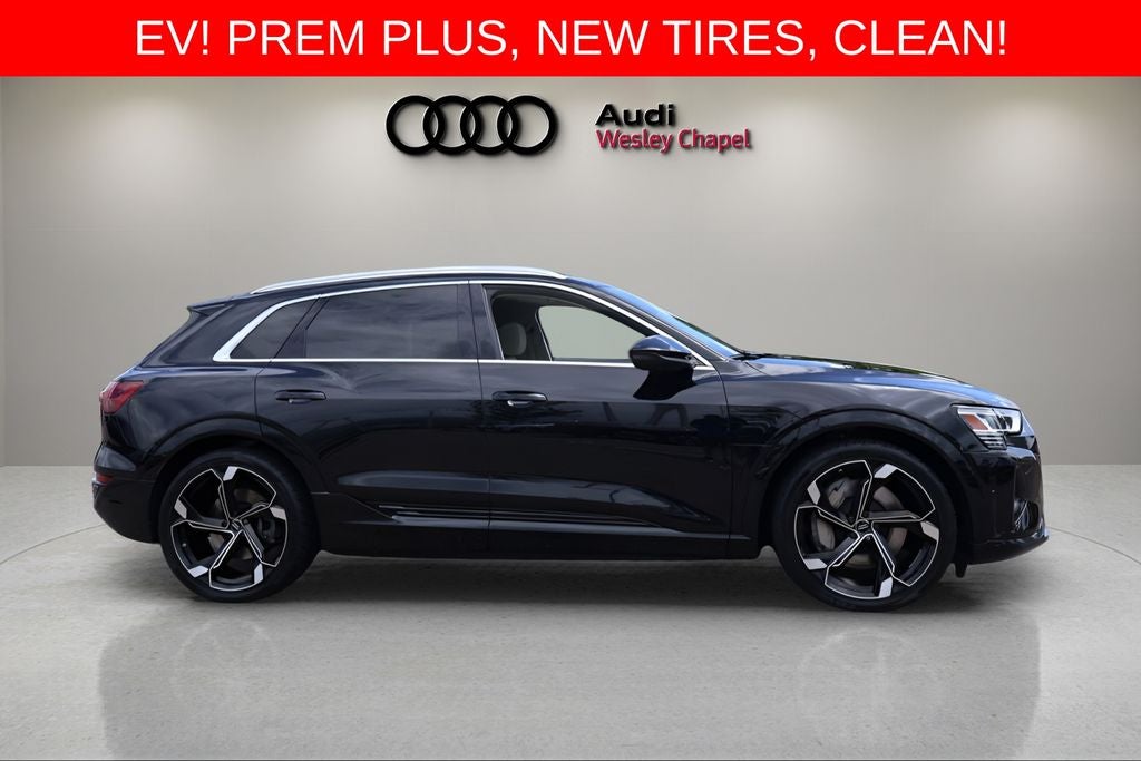 2024 Audi Q8 e-tron Premium Plus quattro