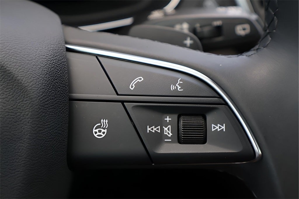 2023 Audi Q5 40 Premium Plus quattro