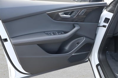 2023 Audi Q8 55 Premium Plus quattro