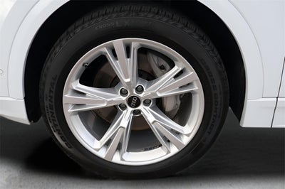 2023 Audi Q8 55 Premium Plus quattro