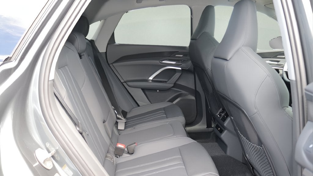 2026 Audi Q5 2.0T Premium Plus quattro