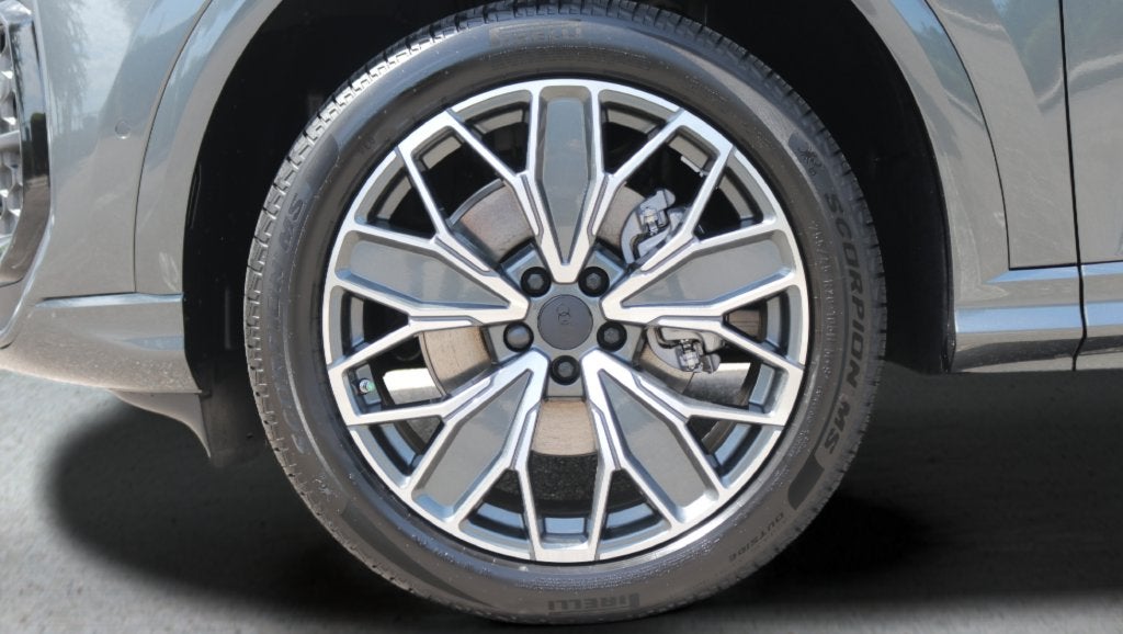2026 Audi Q5 2.0T Premium Plus quattro