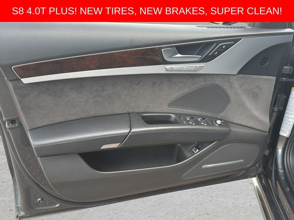 2017 Audi S8 4.0T Plus quattro