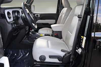 2022 Jeep Wrangler Unlimited Sahara High Altitude