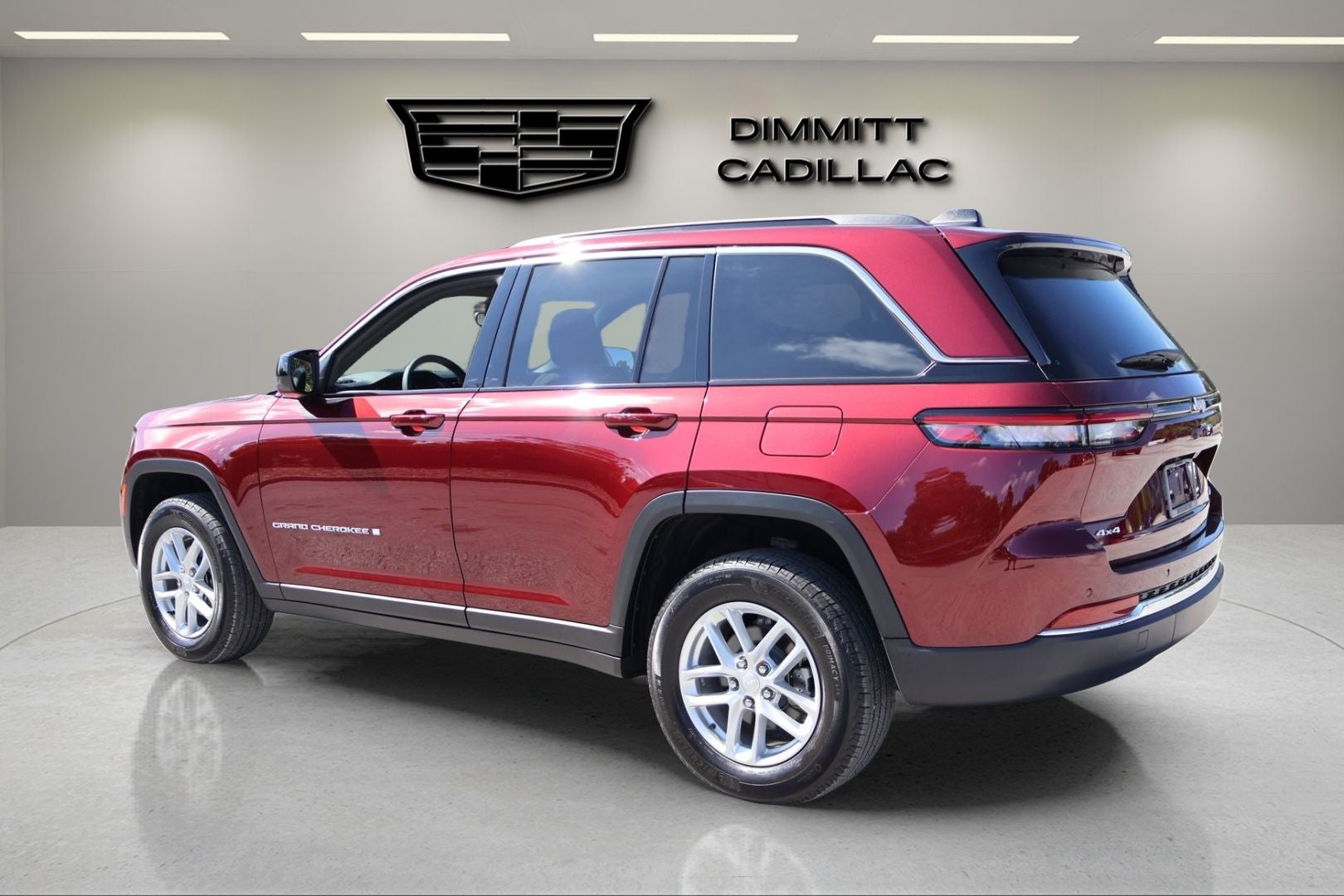 2024 Jeep Grand Cherokee Laredo