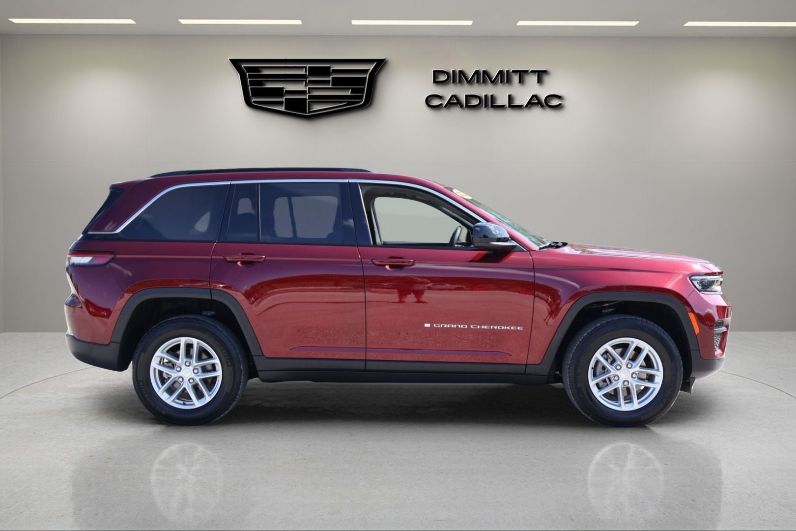 2024 Jeep Grand Cherokee Laredo
