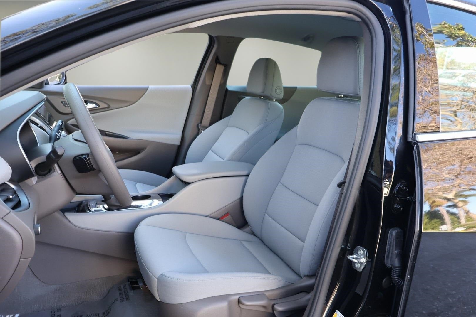 2022 Chevrolet Malibu LS 1LS