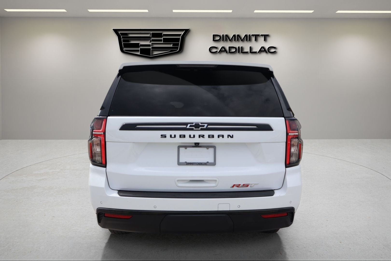 2023 Chevrolet Suburban RST