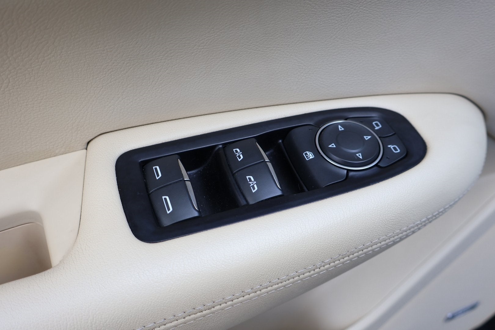 2018 Cadillac XT5 Base