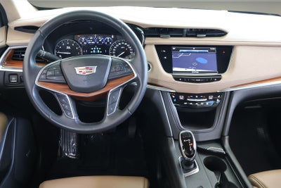 2017 Cadillac XT5 Platinum