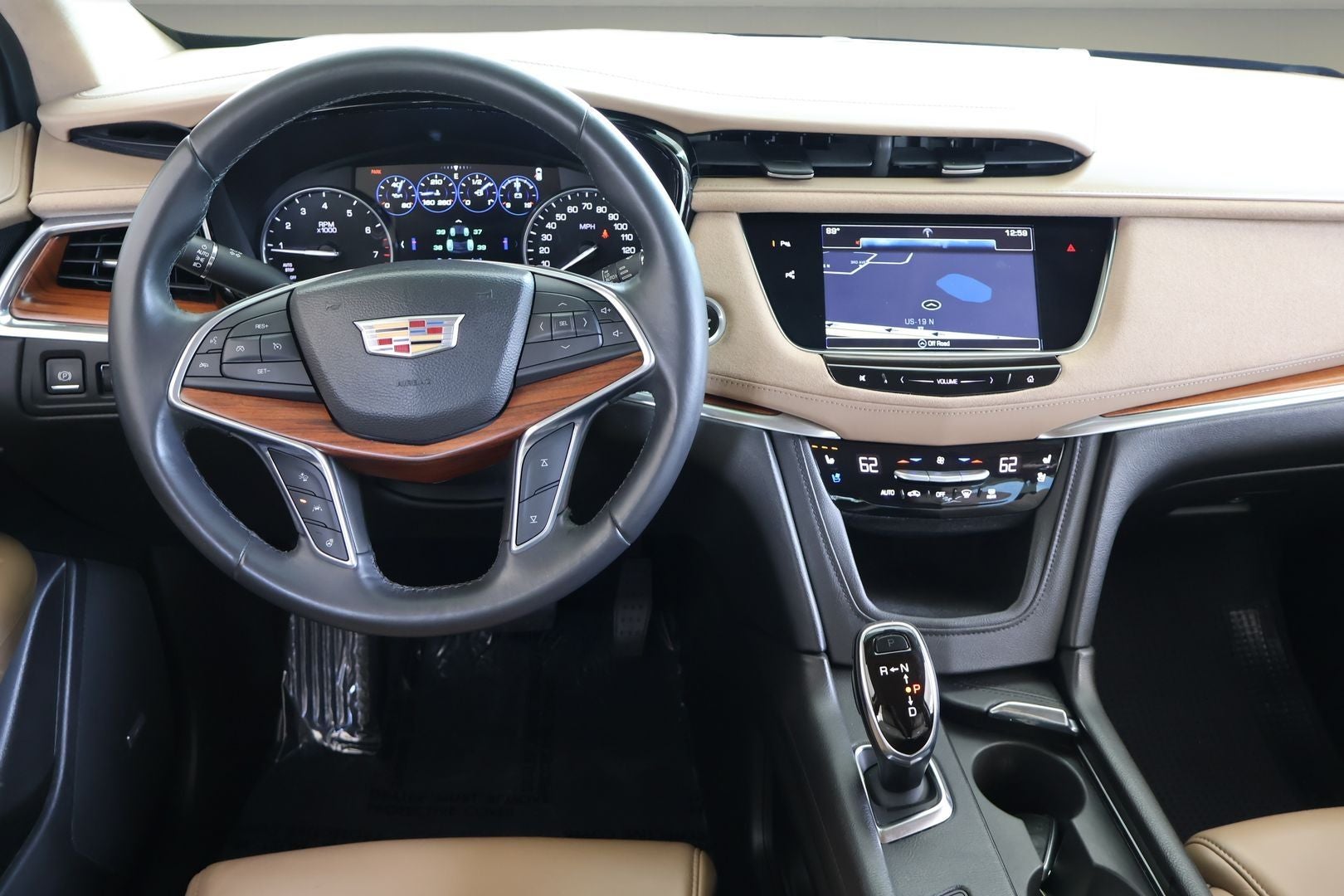 2017 Cadillac XT5 Platinum